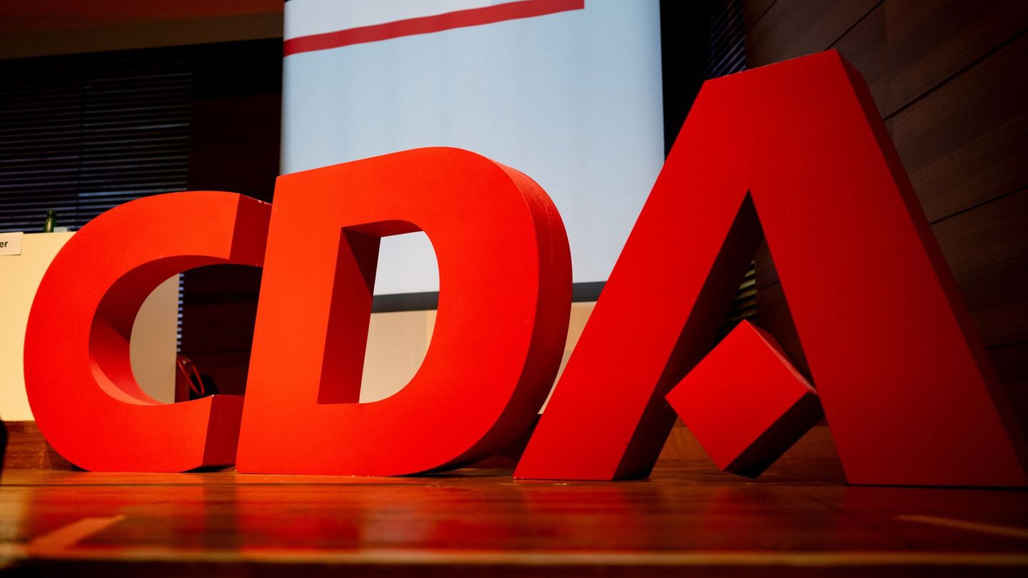 Di Christlich-Demokratischen Arbeitnehmerschaft NRW befasst sich mit einem AfD-Verbot. Foto: Jacob Schröter/dpa