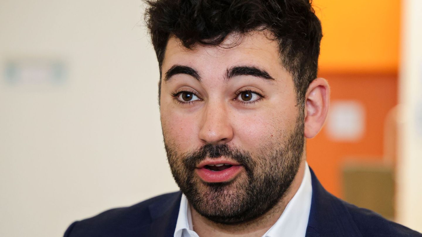 Der SPD-Wirtschaftspolitiker Kianusch Stender kritisiert ein Vorgehen der Landesregierung im Fall Northvolt. (Archivbild) Foto: