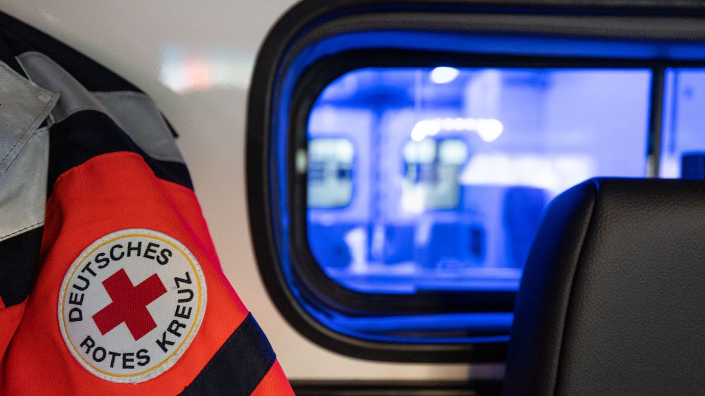 Die Rettungskräfte konnten dem Mann nicht mehr helfen. (Symbolbild) Foto: Hannes P Albert/dpa