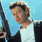 Ebenfalls ein Klassiker: "El Mariachi" (1992), der erste Spielfilm von Kultregisseur Robert Rodriguez ("From Dusk Till Dawn"), kostete gerade einmal 7.000 Dollar und wurde innerhalb von zwei Wochen gedreht. Der Actionfilm, in dem es um einen reisenden Musiker geht, der fälschlicherweise für einen Mörder gehalten wird, spielte 2 Millionen Dollar und damit das ungefähr 285-fache seines Budgets ein