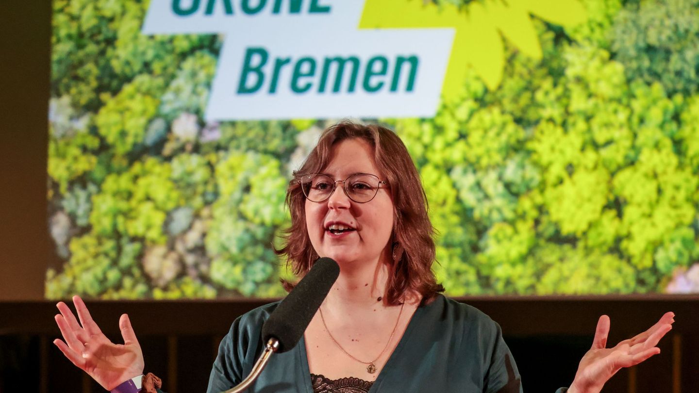 Josephine Assmus steht weiter an der Spitze der Bremer Grünen. Foto: Focke Strangmann/dpa