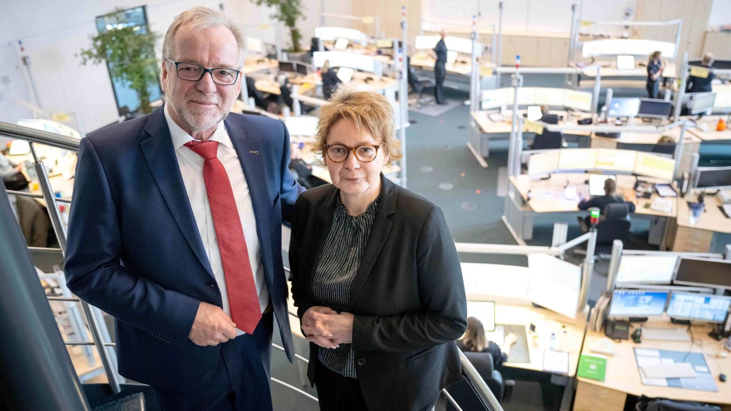 Verwaltungsgericht: Darf die Polizei die AfD kritisieren? Ein Gericht prüft das