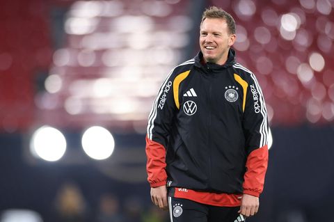 Dank freundlicher Unterstützung aus Skandinavien kann Bundestrainer Julian Nagelsmann die DFB-Elf doch noch aus eigener Kraft in den begehrtesten Lostopf für die WM bringen