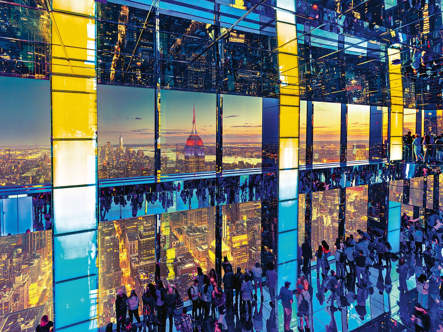 Leute auf der Aussichtsplattform des One Vanderbilt