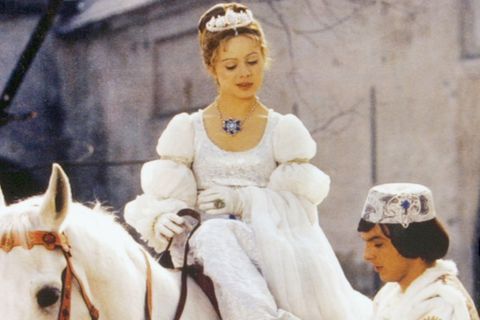 "Drei Haselnüsse für Aschenbrödel" läuft viermal im ARD-Vorweihnachtsprogramm.