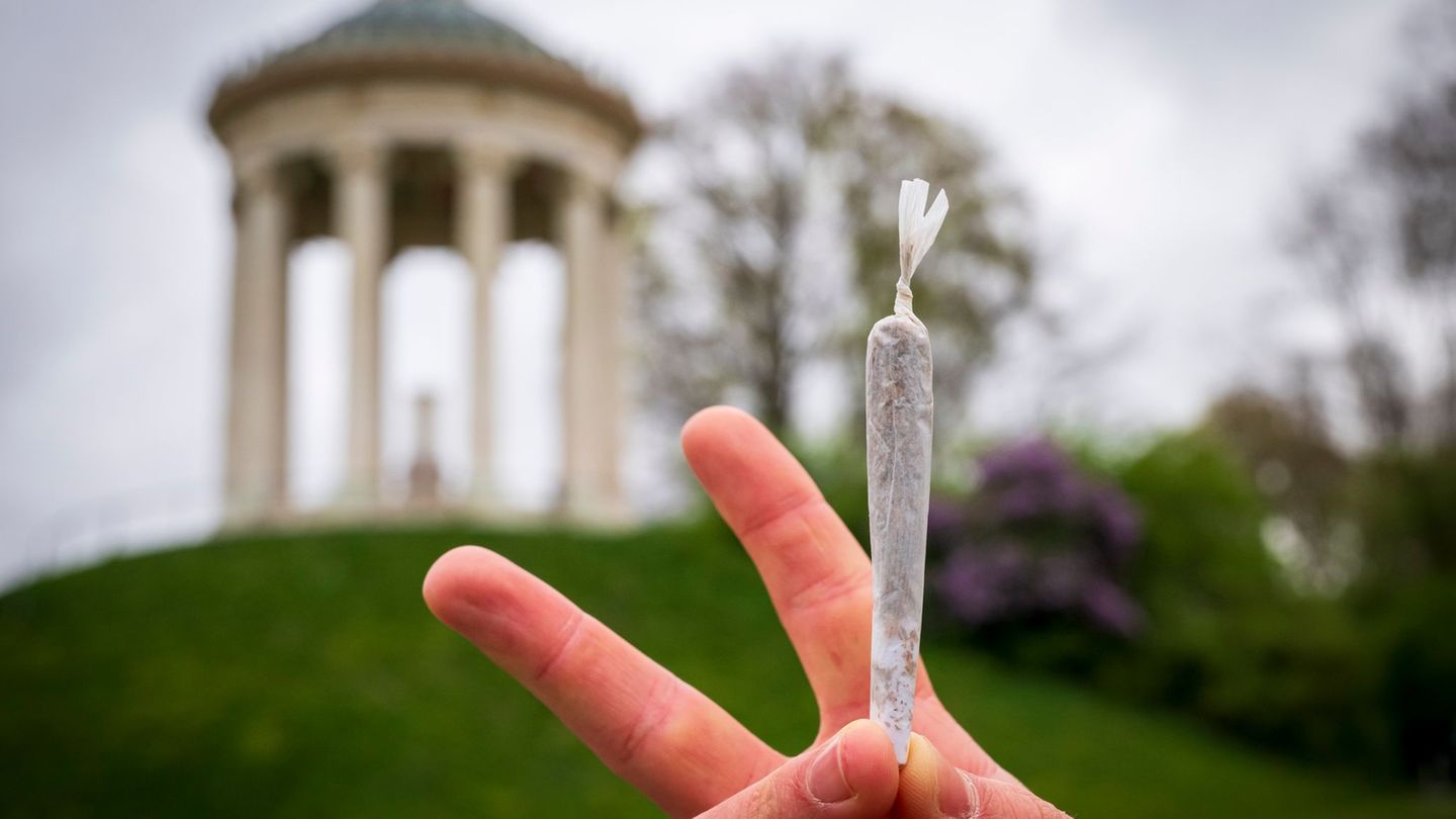 Prozess: Ist das Kiff-Verbot im Englischen Garten rechtens?