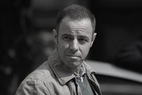 Felix Eitner am Set von "Alles Klara" Foto: Jens Wolf/dpa