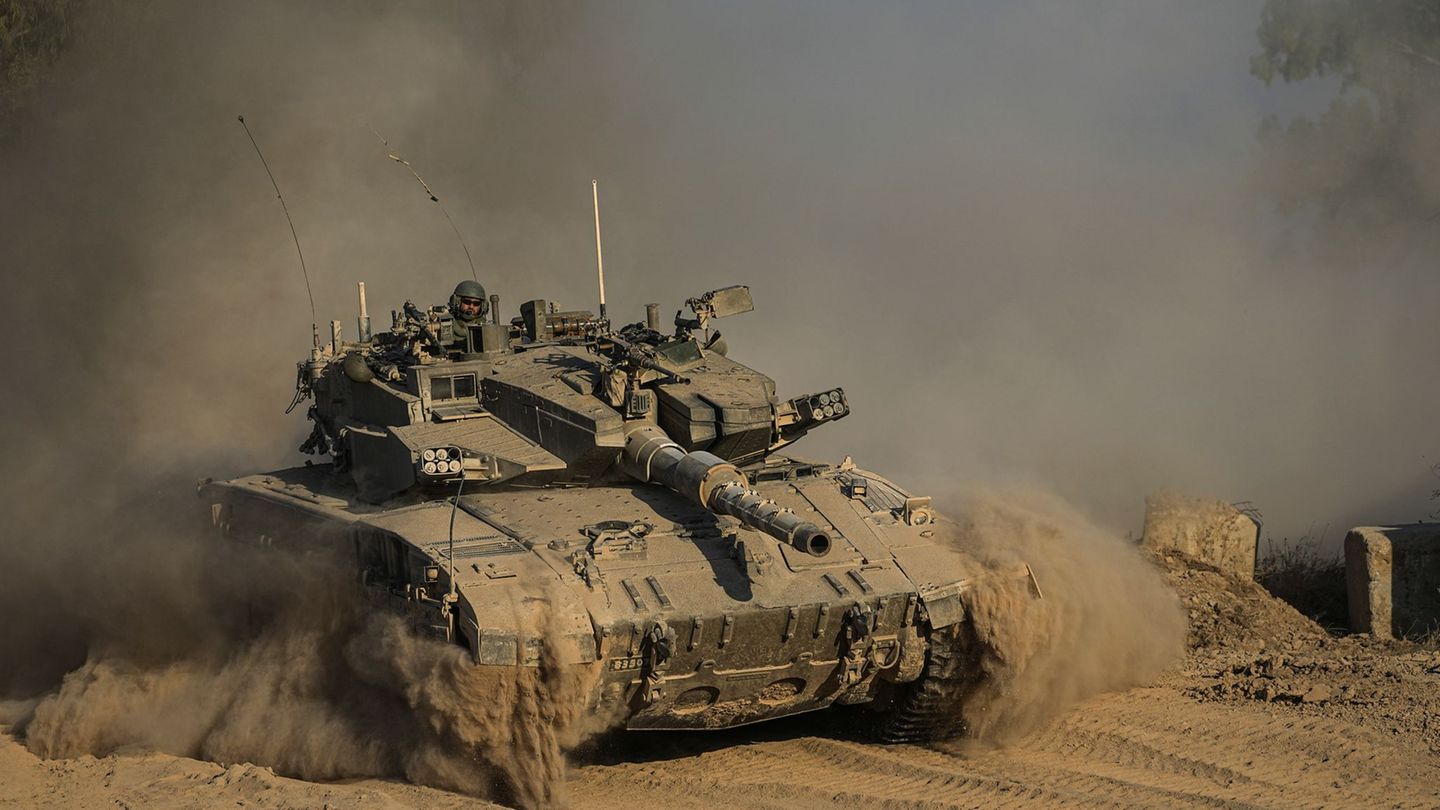 Werden künftig wieder deutsche Motoren für israelische Panzer geliefert? (Symbolbild) Foto: Tsafrir Abayov/AP/dpa