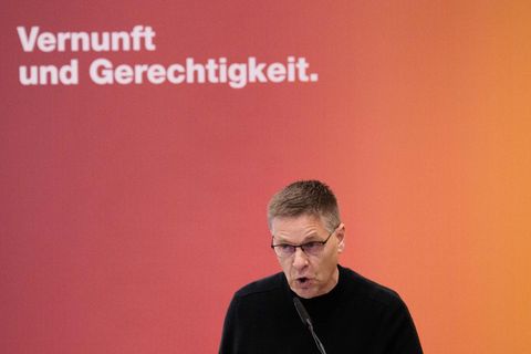 Der frühere Fußballmanager Oliver Ruhnert kandidiert als Generalsekretär des BSW. (Archivbild) Foto: Carsten Koall/dpa