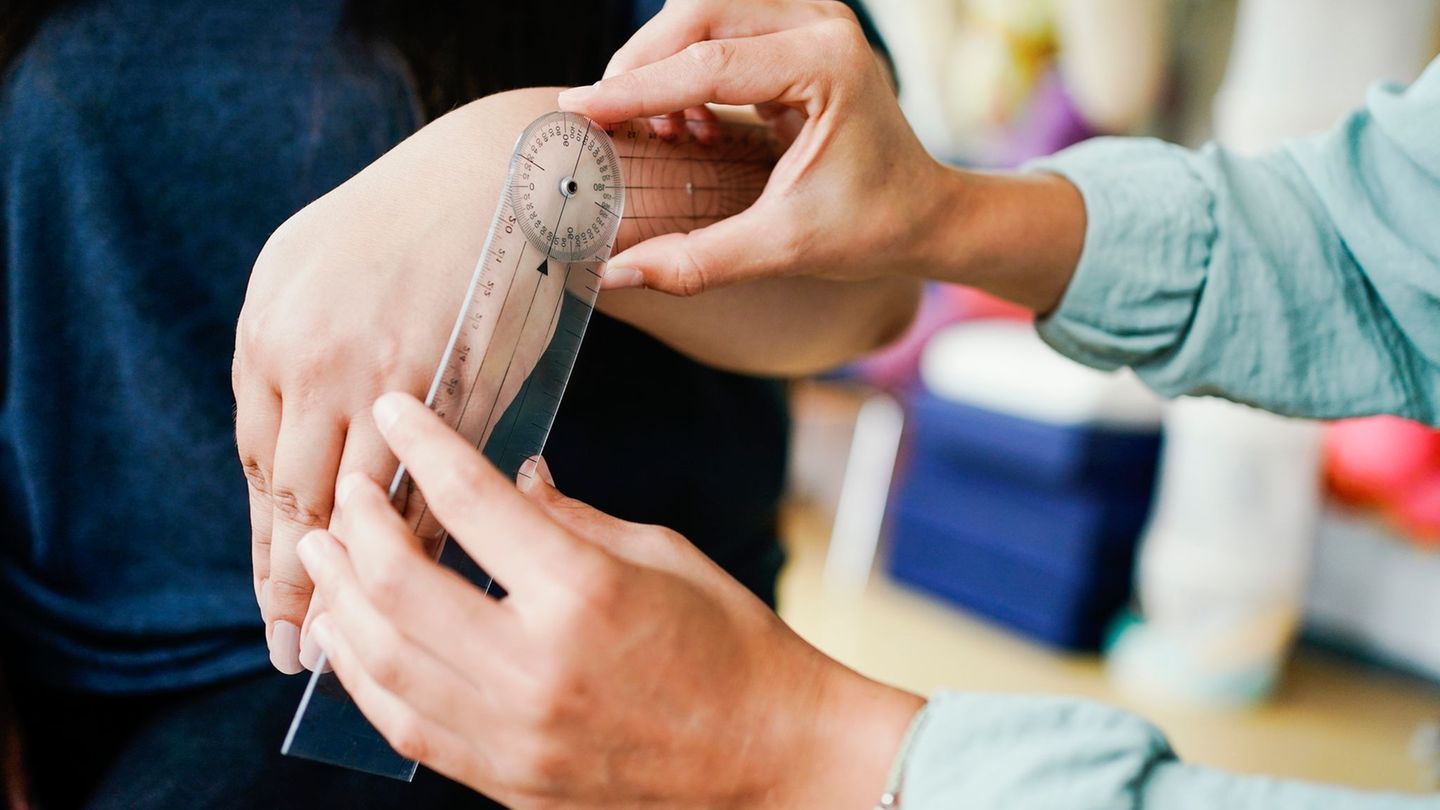 Im Gesundheitswesen in Rheinland-Pfalz waren im Jahr 2023 insgesamt 275.000 Personen tätig. (Symbolbild) Foto: Uwe Anspach/dpa