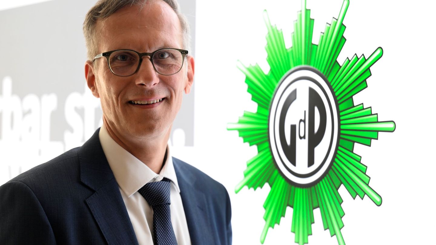 Patrick Schlüter, NRW-Landesvorsitzender der Gewerkschaft der Polizei, spricht von einem belastenden Vorfall für alle Beteiligte