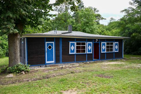 Das "Alexander Haus" steht in Potsdam. (Archivbild) Foto: Jens Kalaene/dpa