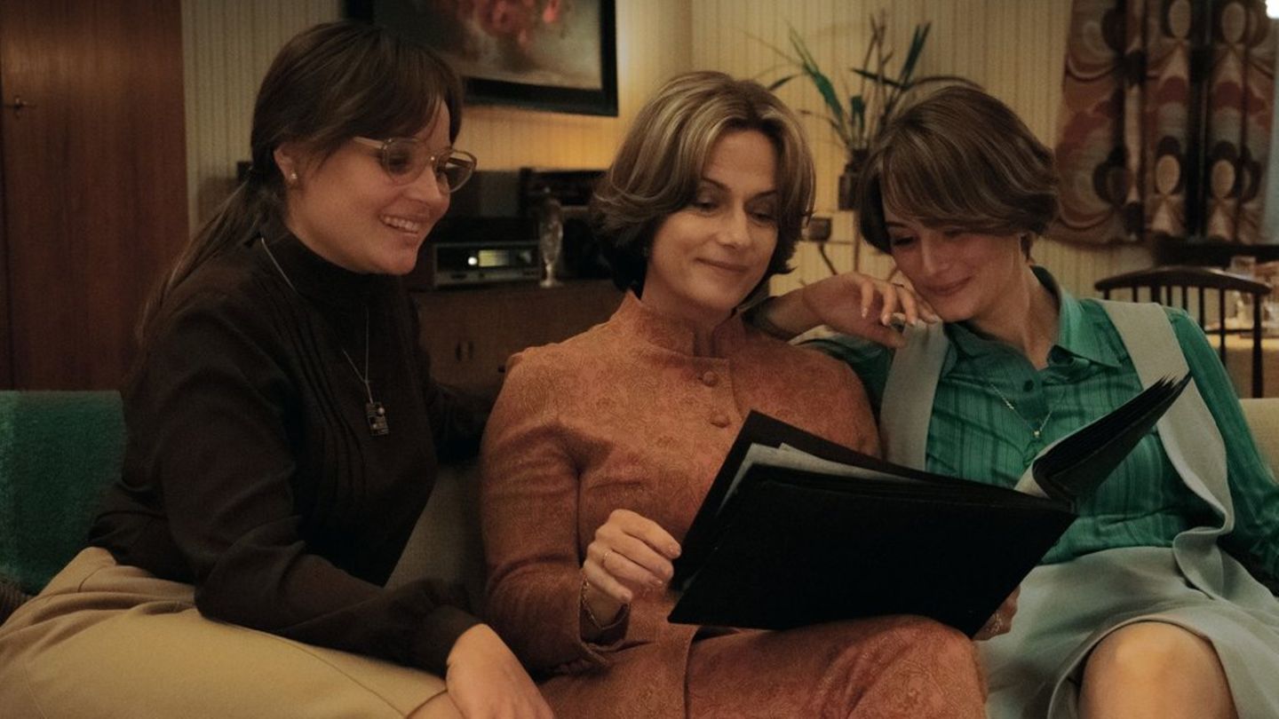 Sonja Gerhardt, Claudia Michelsen und Maria Ehrich (vl.l.) sind als Monika, Caterina und Helga wieder dabei.