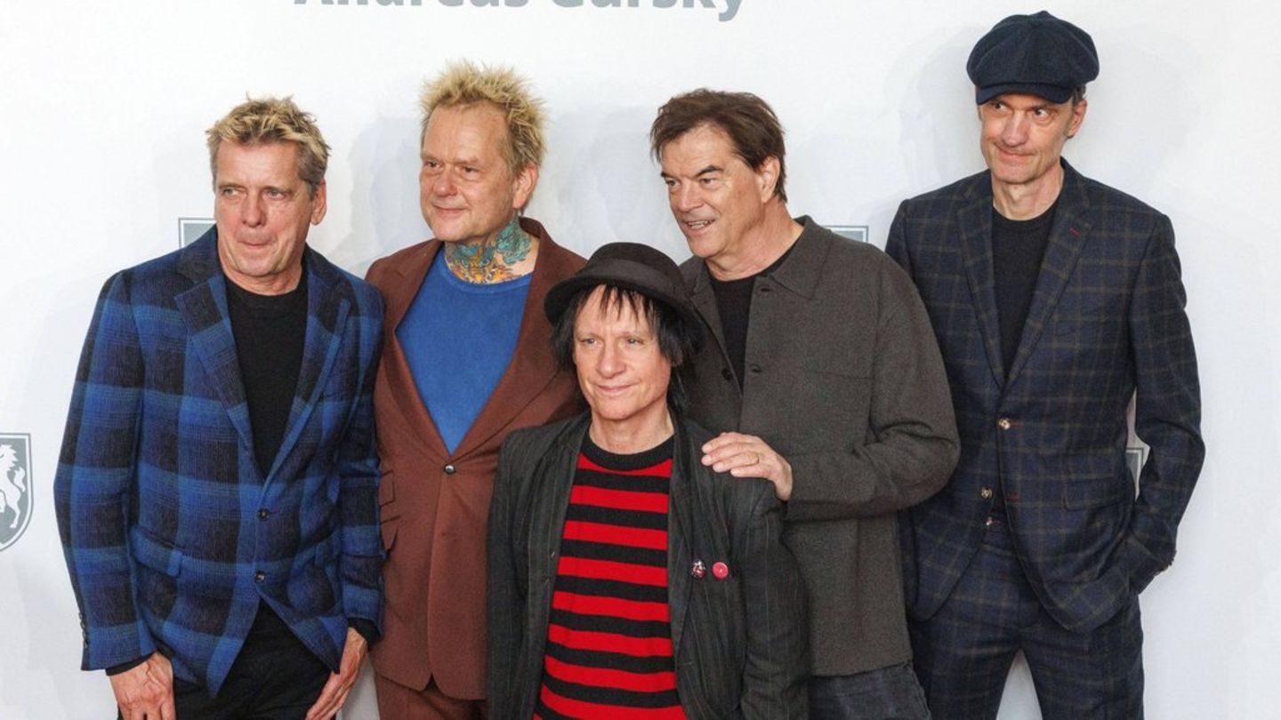 Die Toten Hosen gehen seit über 40 Jahren auf Tour.