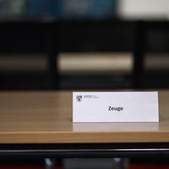 Vor dem Untersuchungsausschuss im Landtag von Sachsen-Anhalt sagte ein Polizeibeamter aus, der eine Gefährderansprache beim spät