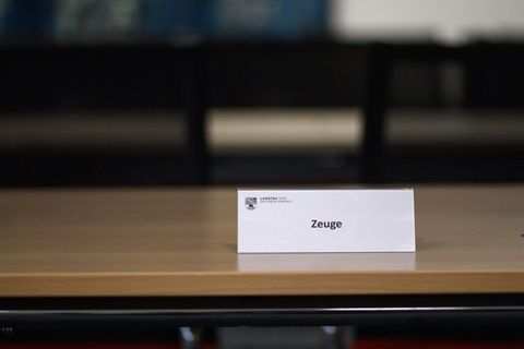 Vor dem Untersuchungsausschuss im Landtag von Sachsen-Anhalt sagte ein Polizeibeamter aus, der eine Gefährderansprache beim spät