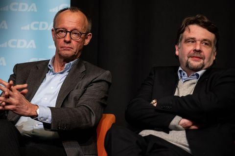 Dennis Radtke (r.) ist Vorsitzender des CDU-Arbeitnehmerflügels und macht sich offenbar große Sorgen um seine Partei