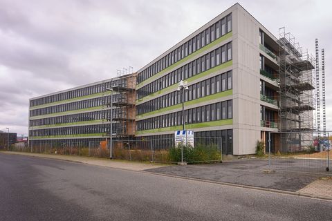 Der Neubau des Landesuntersuchungsamts in Koblenz dauert viel länger als geplant und wird viel teurer. Foto: Thomas Frey/dpa