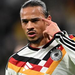 Leroy Sané bejubelt sein 3:0 für das DFB-Team gegen die Slowakei