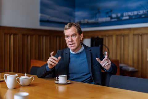 Das Verhältnis zwischen Politik und Gesellschaft hat sich laut Ulf Kämpfer in den letzten Jahren spürbar gewandelt. (Archivbild)