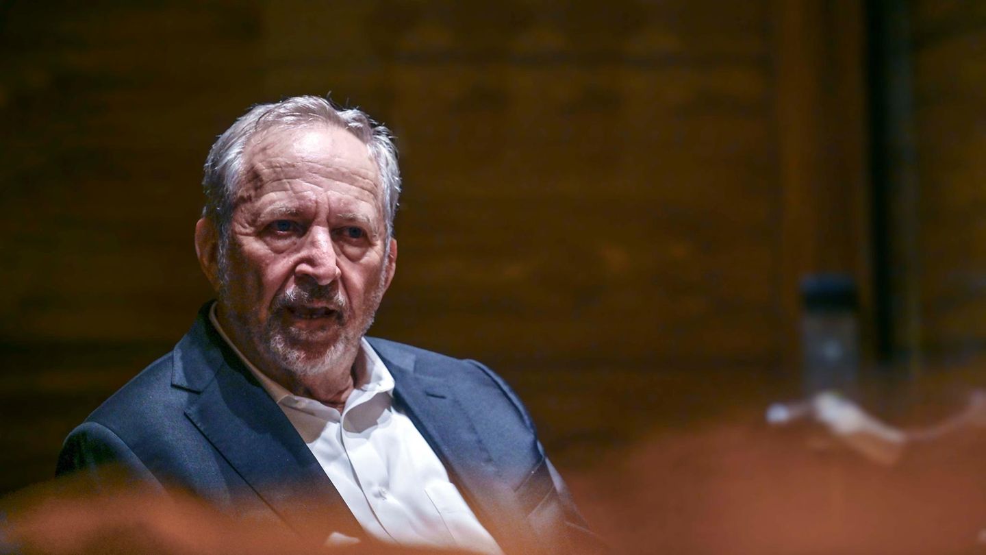 Ökonom Larry Summers: "Schäme mich zutiefst": Clinton-Minister zieht sich wegen Epstein-Kontakt zurück