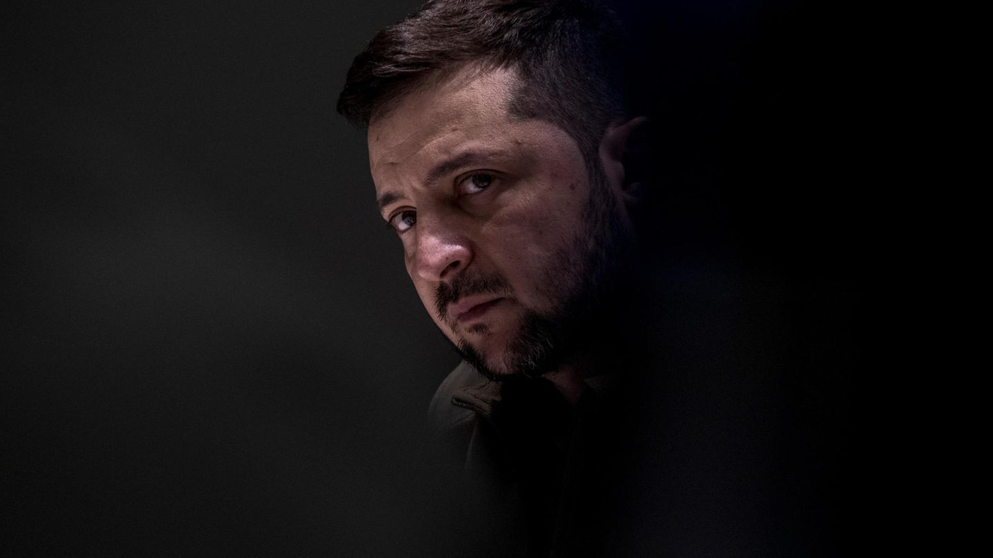 Selenskyj in Bedrängnis: Kann man ihm noch trauen?