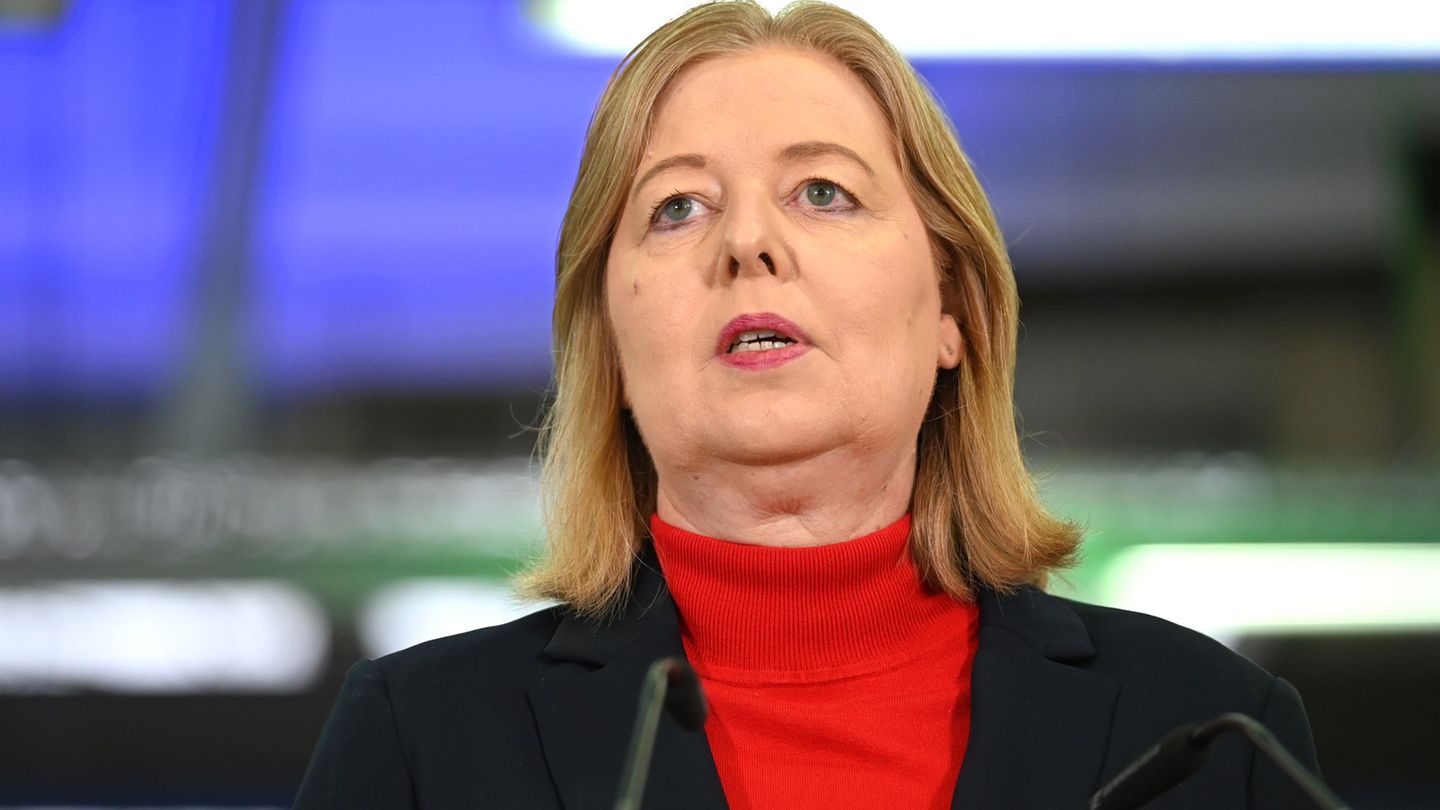 SPD-Arbeitsministerin Bas sieht keine Kompromissmöglichkeiten beim Rentenniveau. (Archivfoto) Foto: Elisa Schu/dpa