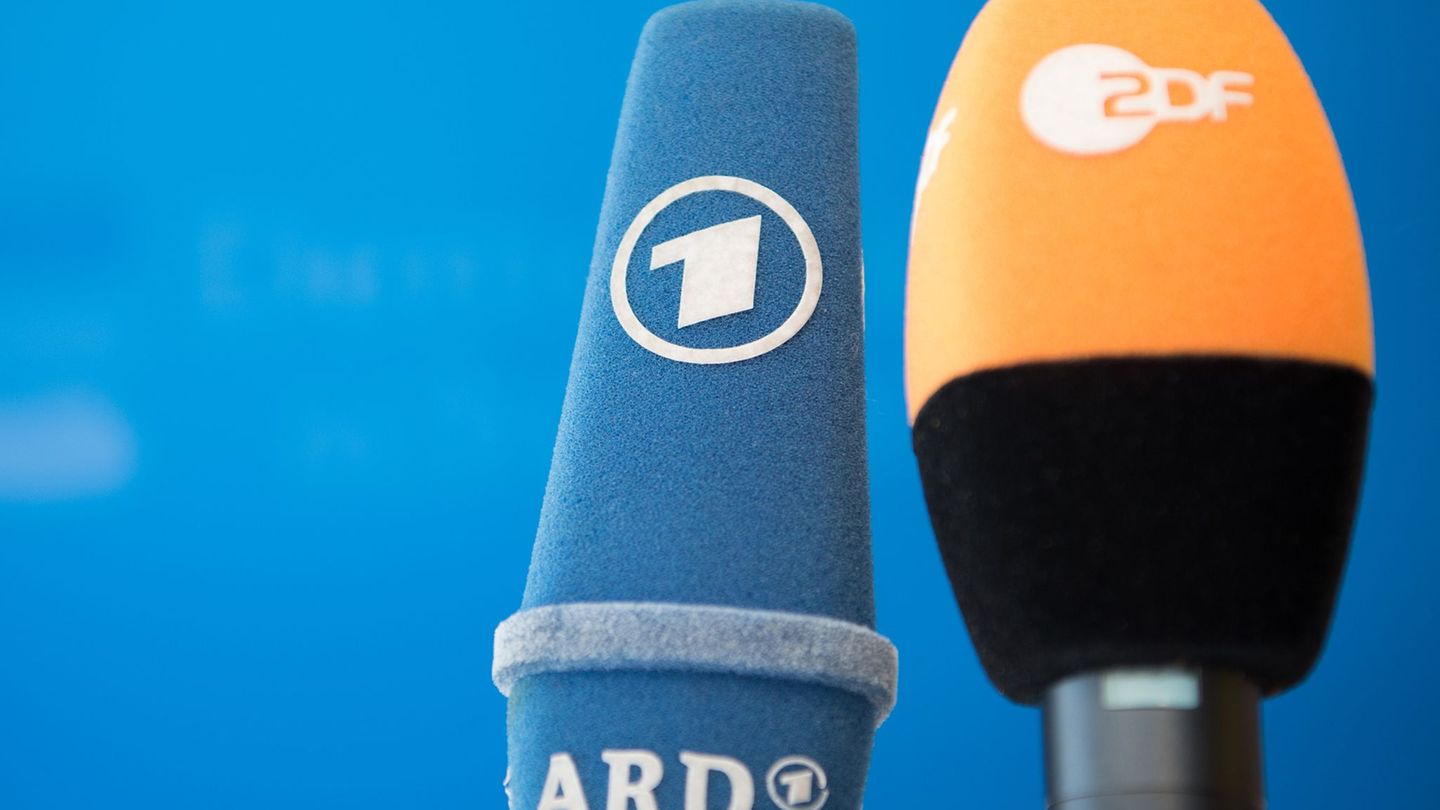 ARD und ZDF sollen reformiert werden. (Symbolbild) Foto: Soeren Stache/dpa