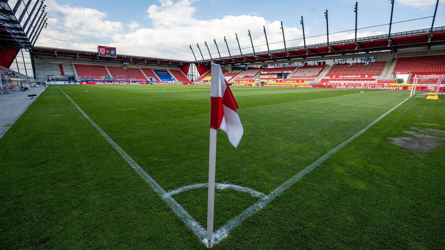 3. Liga: Jahn Regensburg holt Schmalhofer als Sportdirektor