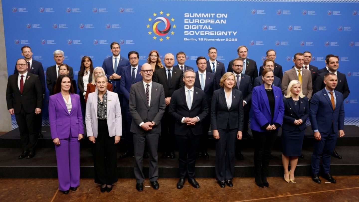 Beim Gipfel für digitale Souveränität
