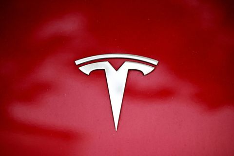 Logo des Elektroautoherstellers Tesla