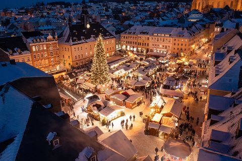 Die Auszeichnung würdigt die besondere Qualität, Authentizität und Strahlkraft des Annaberger Weihnachtsmarktes (Archivbild) Fot