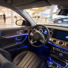 Mercedes-Benz gehört beim autonomen Fahren zu den Vorreitern. (Archivbild) Foto: Marijan Murat/dpa