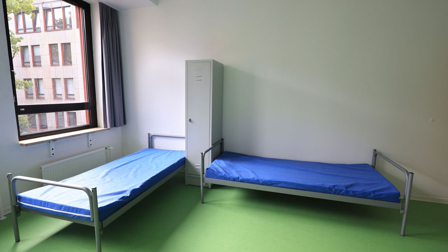 V Bavarski skoraj 60 odstotkov manj prošenj za azil