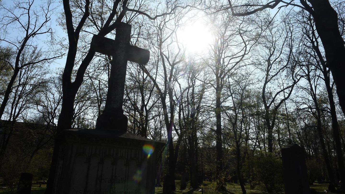 Der Buß-und Bettag ist in Hessen kein gesetzlicher Feiertag mehr. (Symbolbild) Foto: Felix Hörhager/dpa