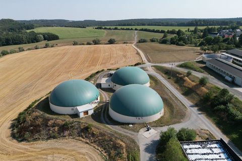 In Thüringen gibt es laut Bauernverband derzeit rund 250 Biogasanlagen. (Archivbild) Foto: Bodo Schackow/dpa