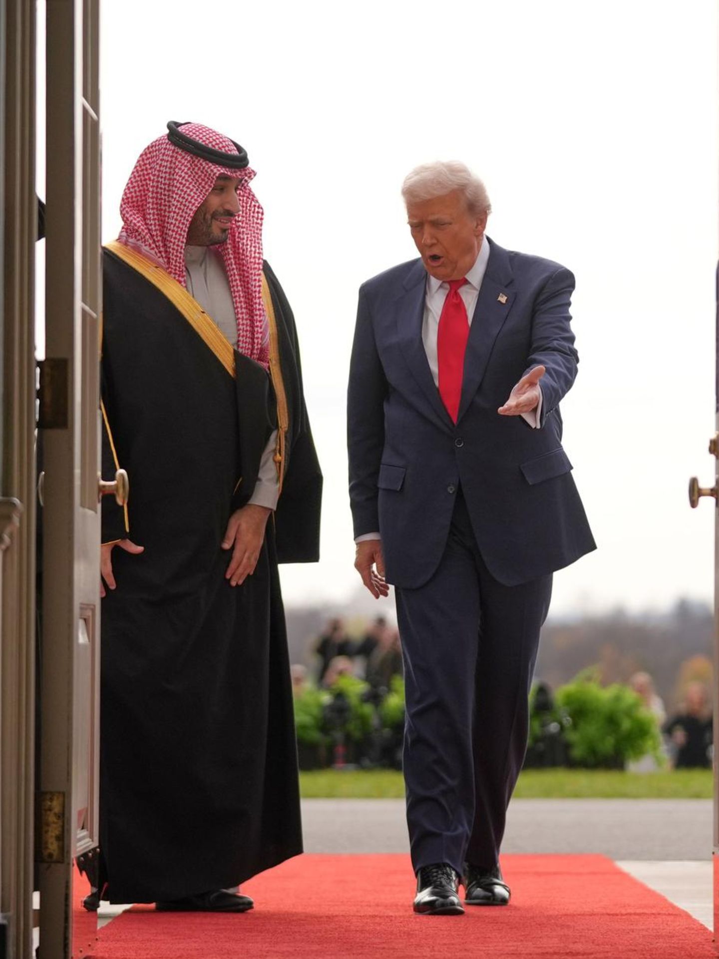 Saudi-Arabiens Kronprinz Mohammed bin Salman (l.) und Donald Trump im Weißen Haus