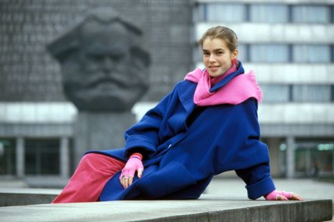 Sie holte Olympiagold, wurde zum Liebling der DDR-Oberen und auch im Westen gefeiert: Kati Witt, die Eiskönigin aus dem Osten. Wie gelang ihr der Spagat zwischen den beiden Welten?