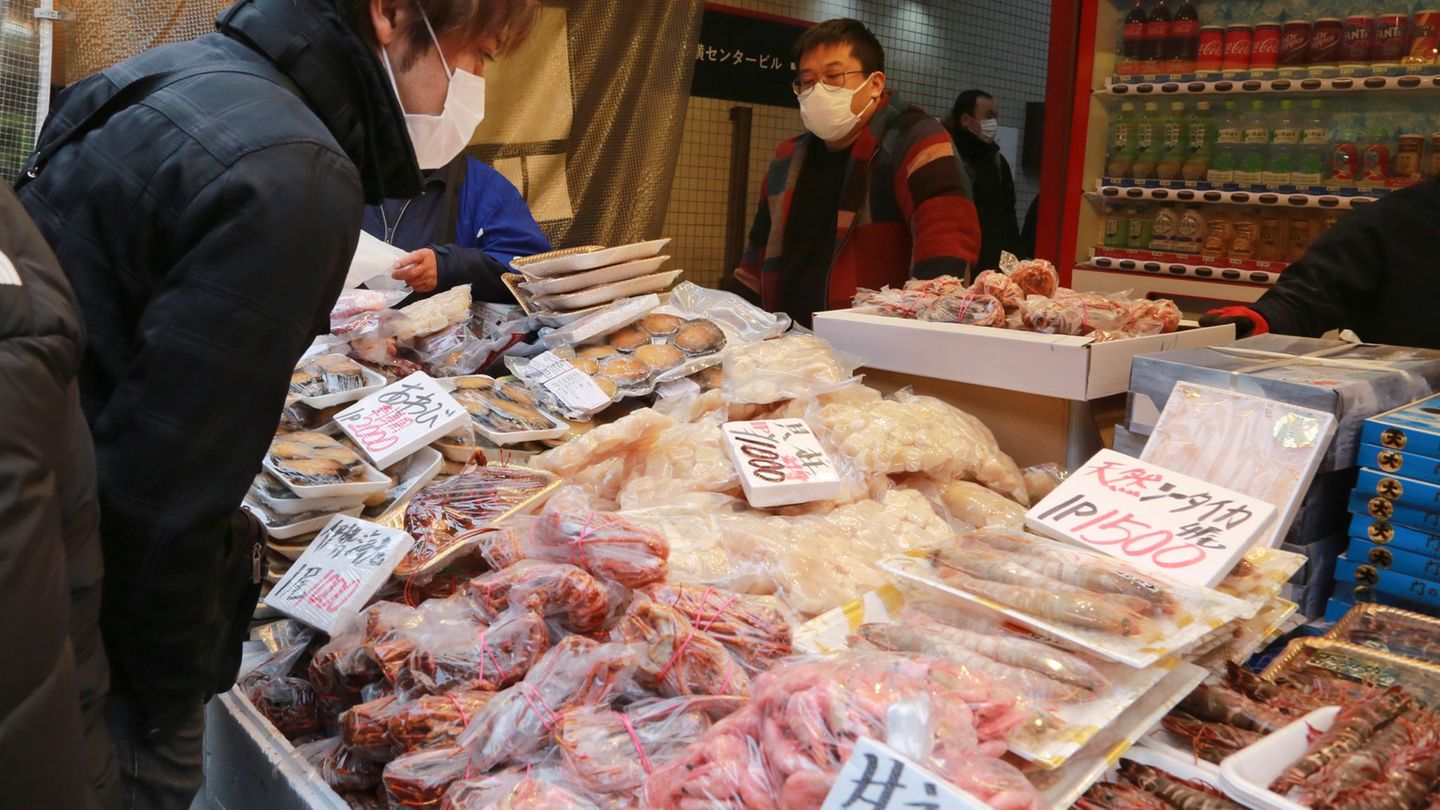 China hatte erst vor kurzem ein Embargo gegen einen Teil japanischer Meeresfrüchte aufgehoben. (Symbolbild) Foto: Koji Sasahara/