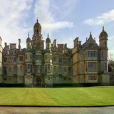 Harlaxton Manor, England, der Kleine Lord