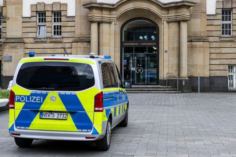 Das Landgericht Duisburg hat einen 40-Jährigen aus der Haft entlassen. Die Richter sind nicht überzeugt, dass er seinen Sohn zu