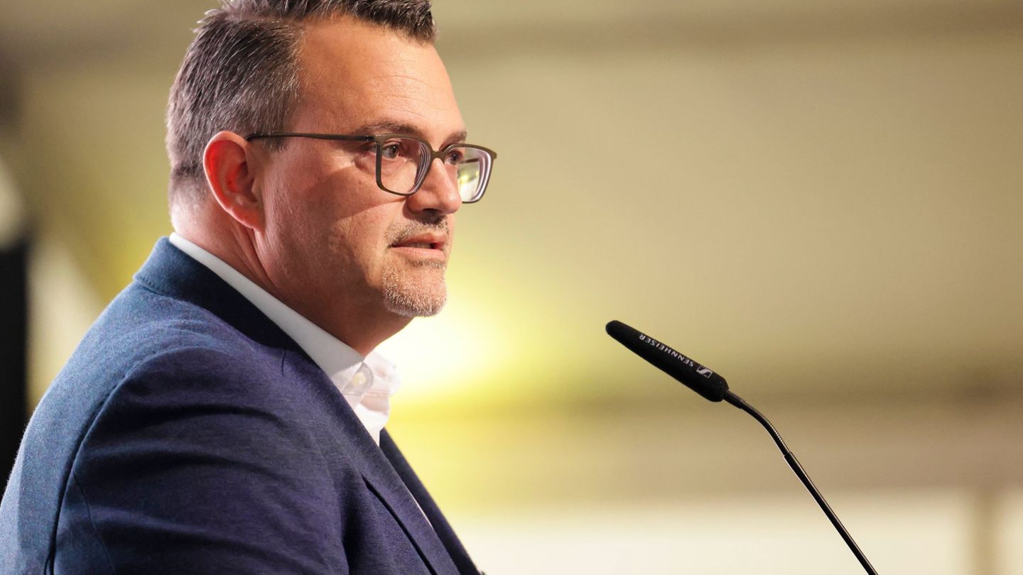 Oliver Burkhard leitet TKMS seit Mai 2022. (Archivbild) Foto: Frank Molter/dpa