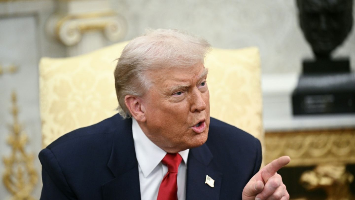 Trump im Oval Office