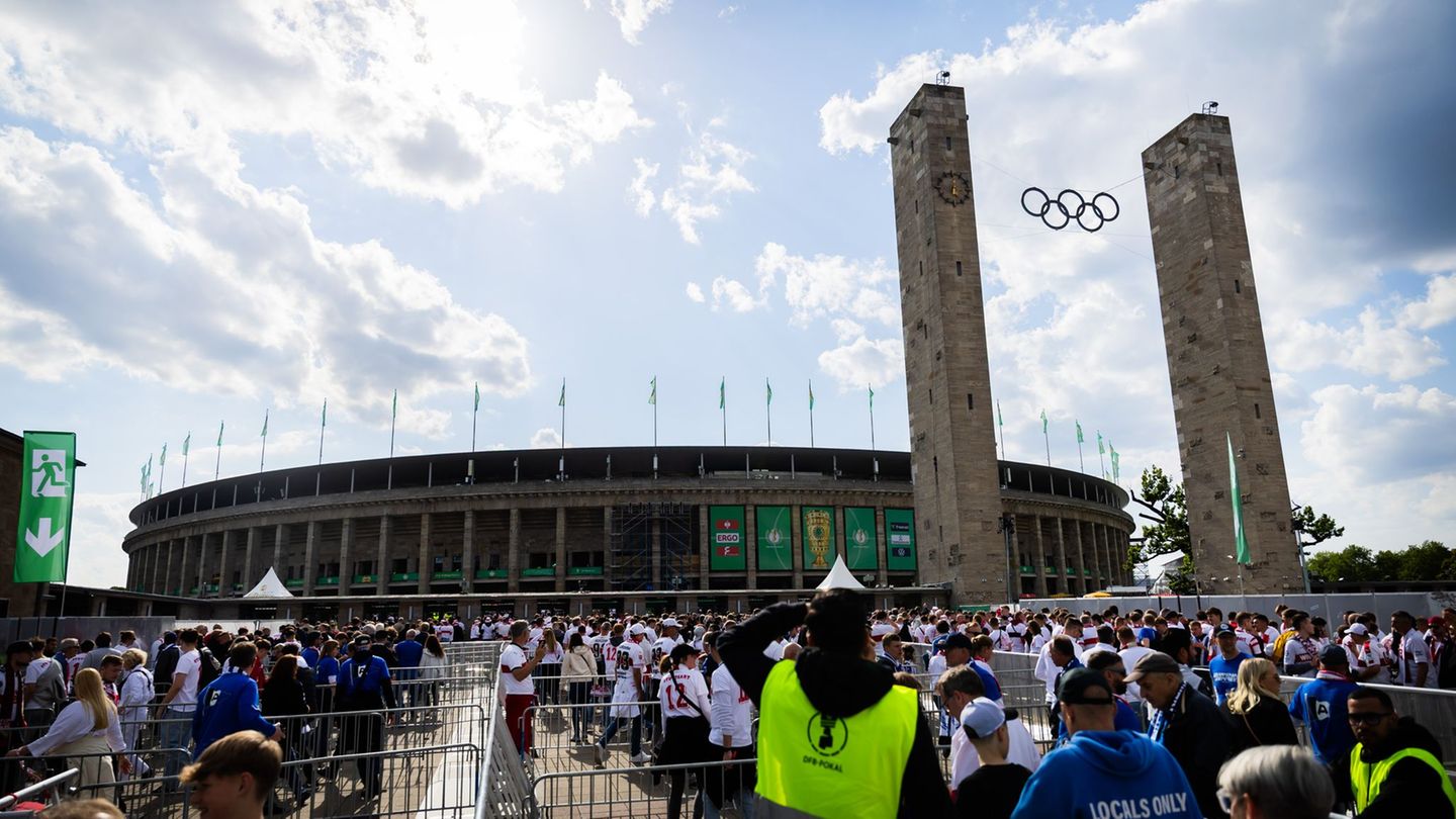 Das Endspiel findet seit 1985 in Berlin statt. (Archivbild) Foto: Christoph Soeder/dpa