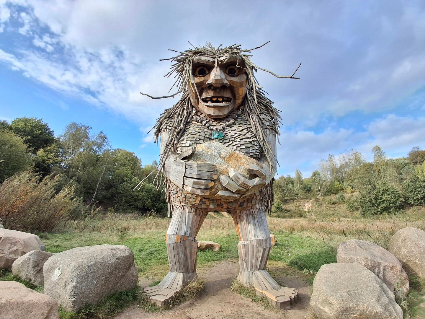 Fabelwesen Troll aus Holz