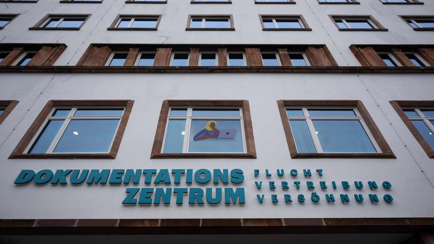 Das Dokumentationszentrum Flucht, Vertreibung, Versöhnung sucht Erinnerungsstücke von Vertrieben und Geflüchteten aus den ersten