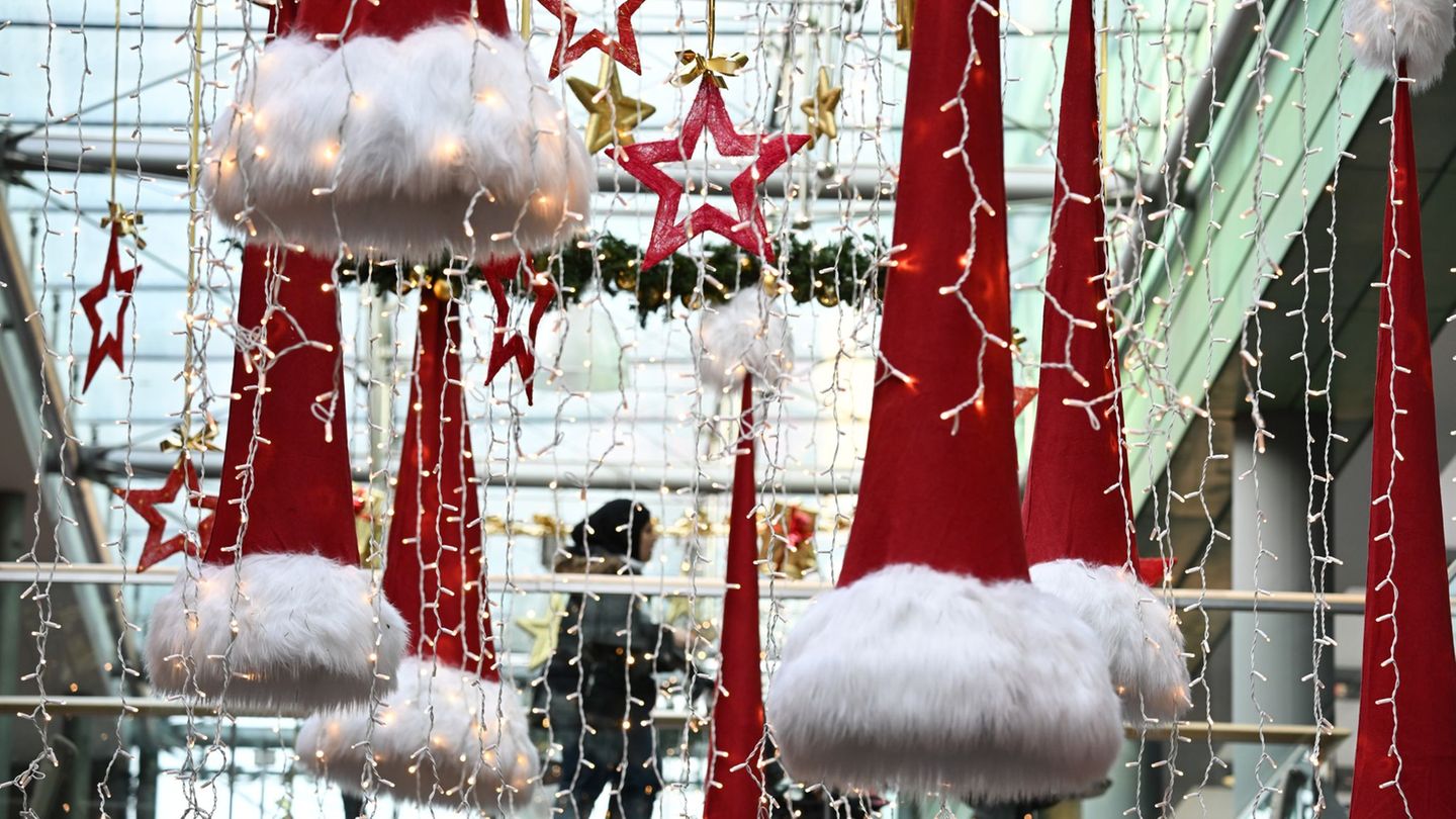 Der Weihnachtsmarkt in Mainz beginnt am 27. November. Foto: Arne Dedert/dpa