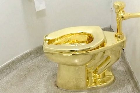 Gold-Klo "America" für 12 Millionen US-Dollar versteigert