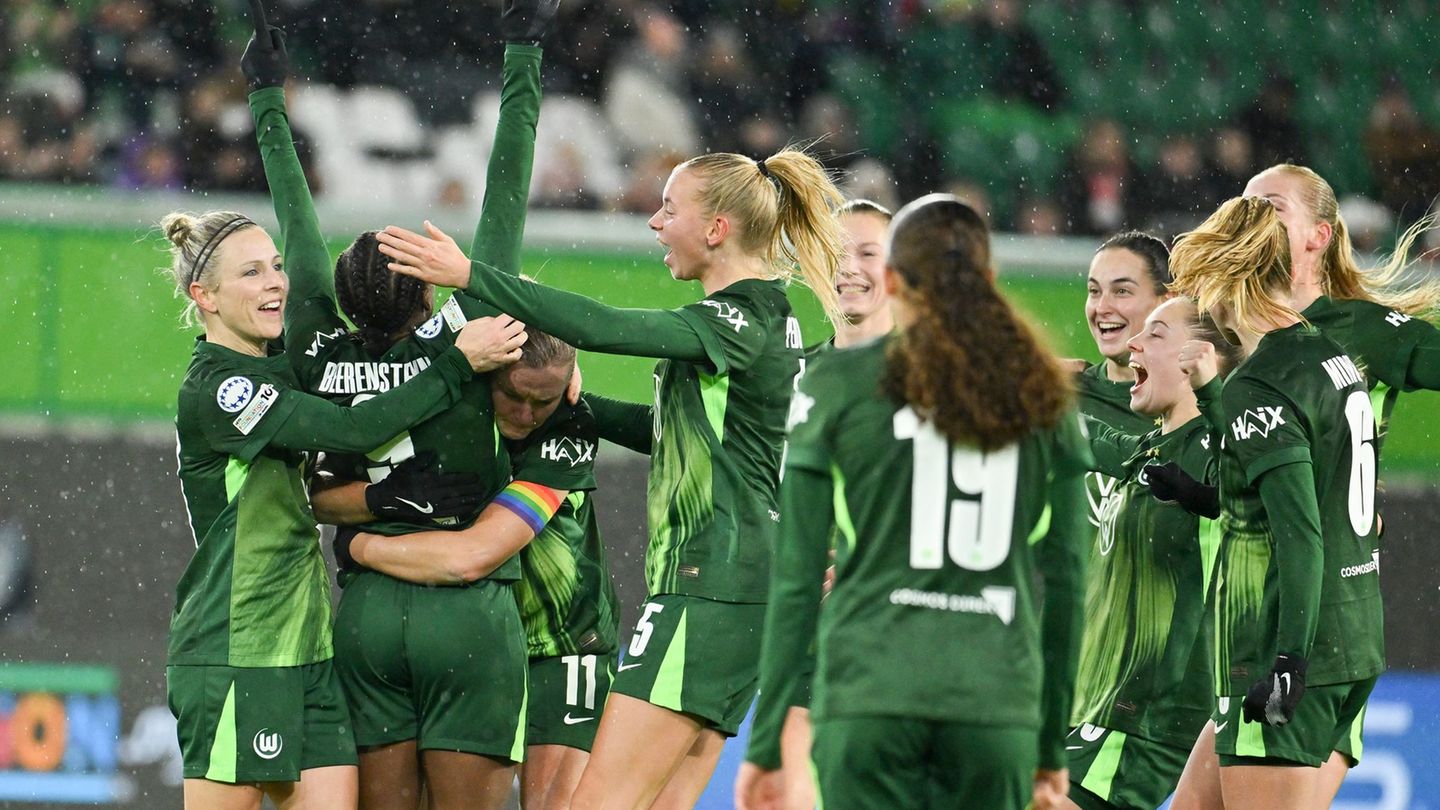 Champions League der Frauen: Wolfsburg schlägt Manchester United trotz Popp-Verletzung