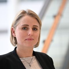 Seit drei Jahren sitzt Behrendt für die AfD im Landtag – politisch verortet sie sich selbst als konservativ und rechts. Foto: -/